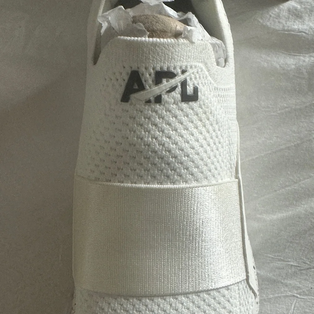 APL Techloom Bliss White Athletic Shoes - Picture 3 of 5